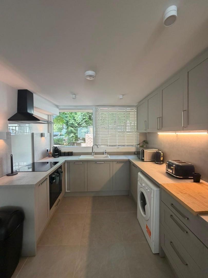 Malden Crescent, London